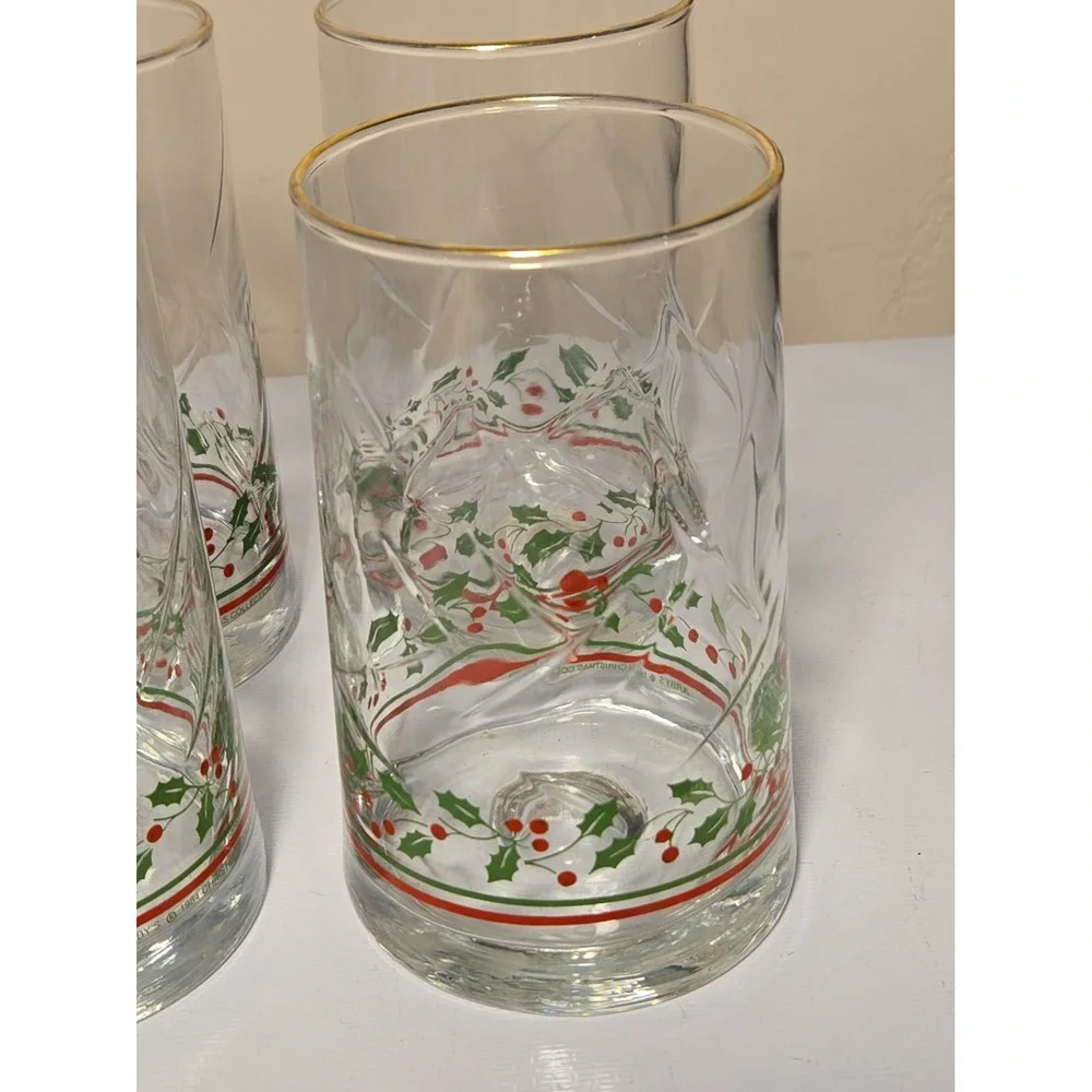 Vtg Glass HOLLY BERRY Christmas Drinking Glasses Tumblers Set of 4